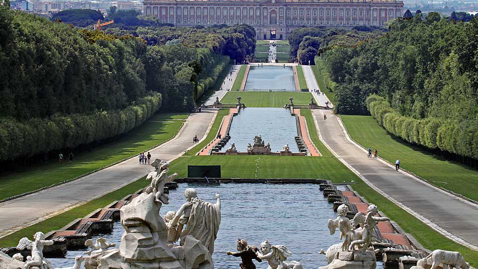 Caserta Gezilecek Yerler